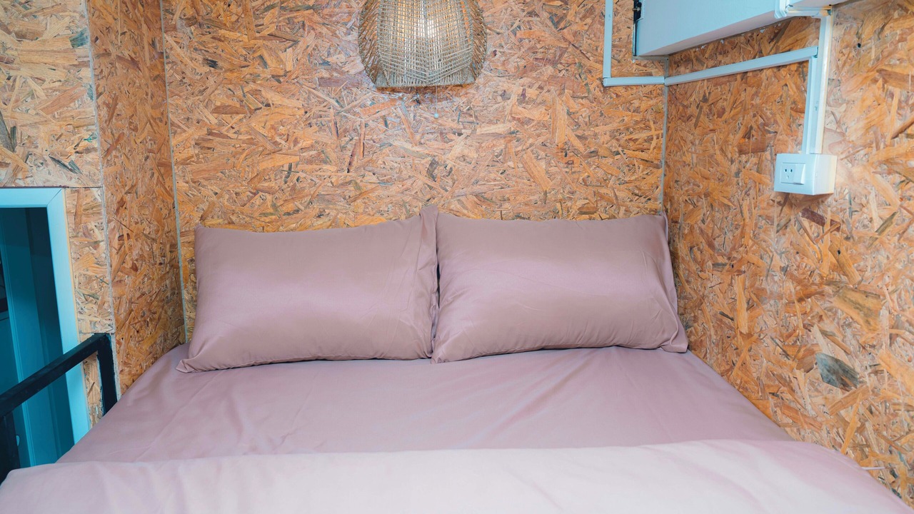 Photo of Bedroom in Thanon Phetchaburi