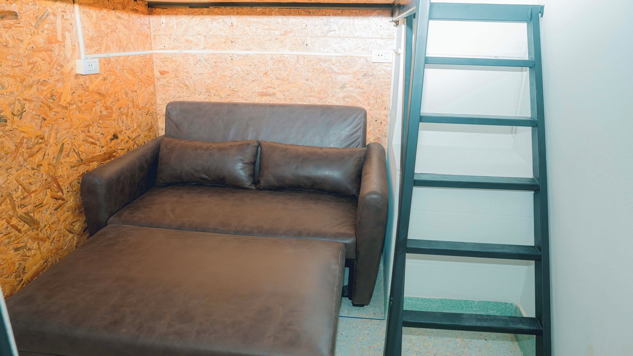 Photo of Bedroom in Thanon Phetchaburi