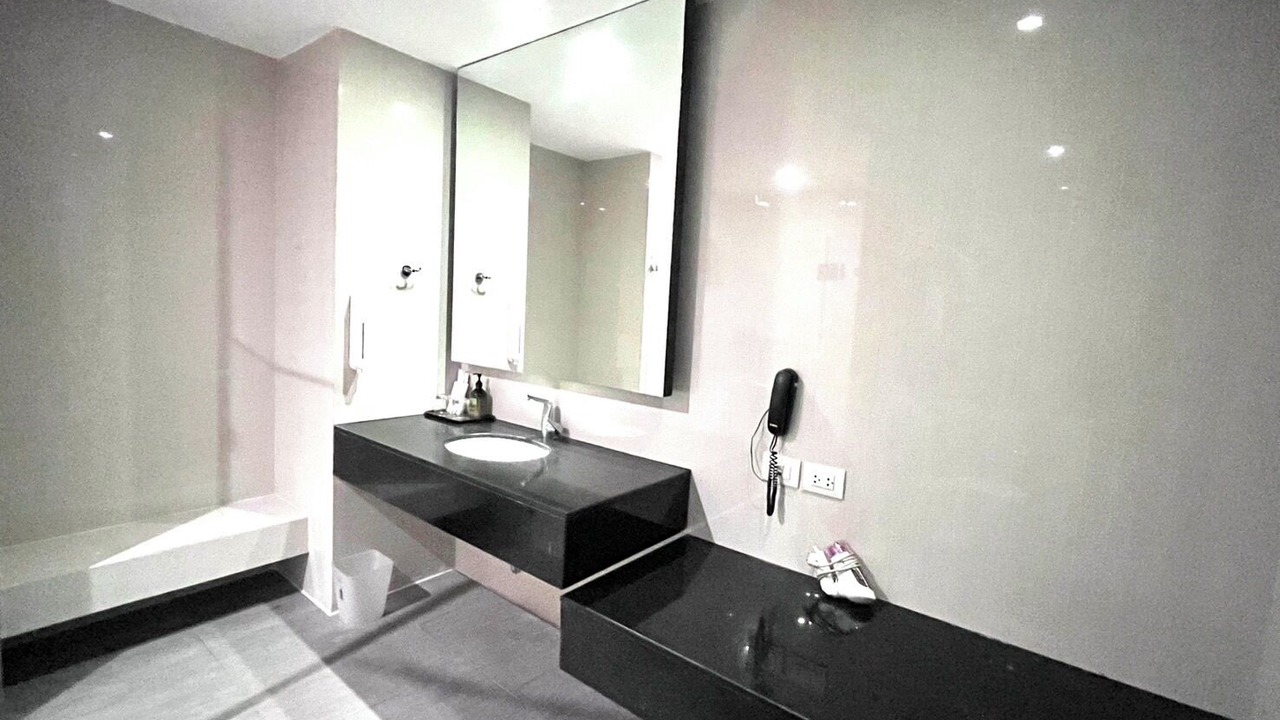 Photo of Bathroom in Huai Khwang