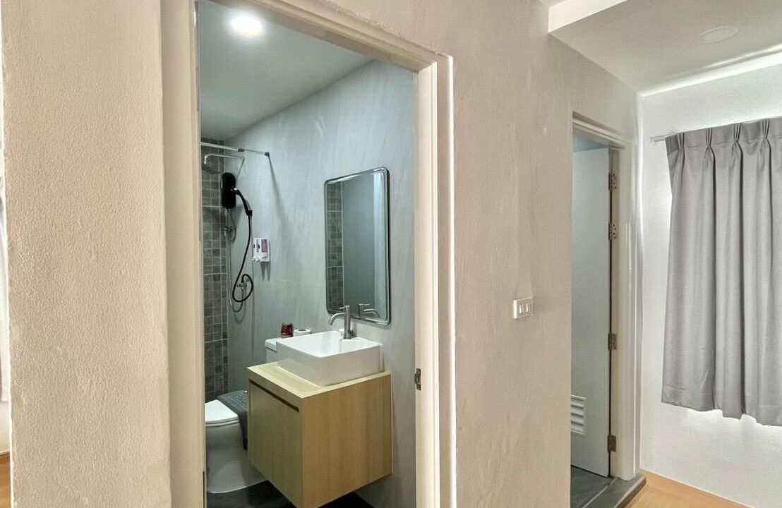 Photo of Bedroom in Koh Lan