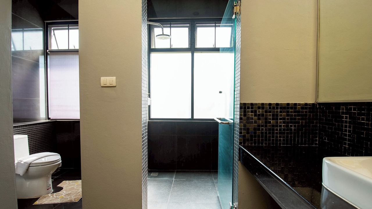 Photo of Bathroom in Na Kluea
