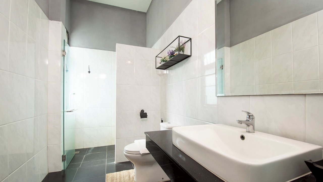 Photo of Bathroom in Na Kluea