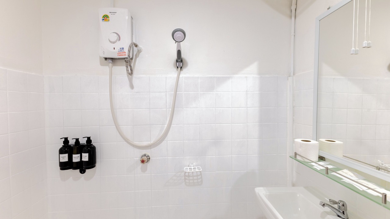 Photo of Bathroom in Rama 9