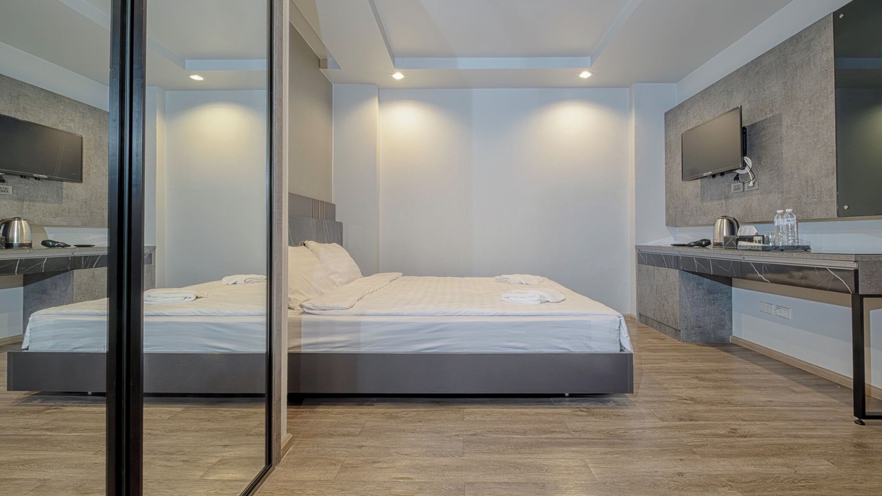 Photo of Bedroom in Khanna Yao