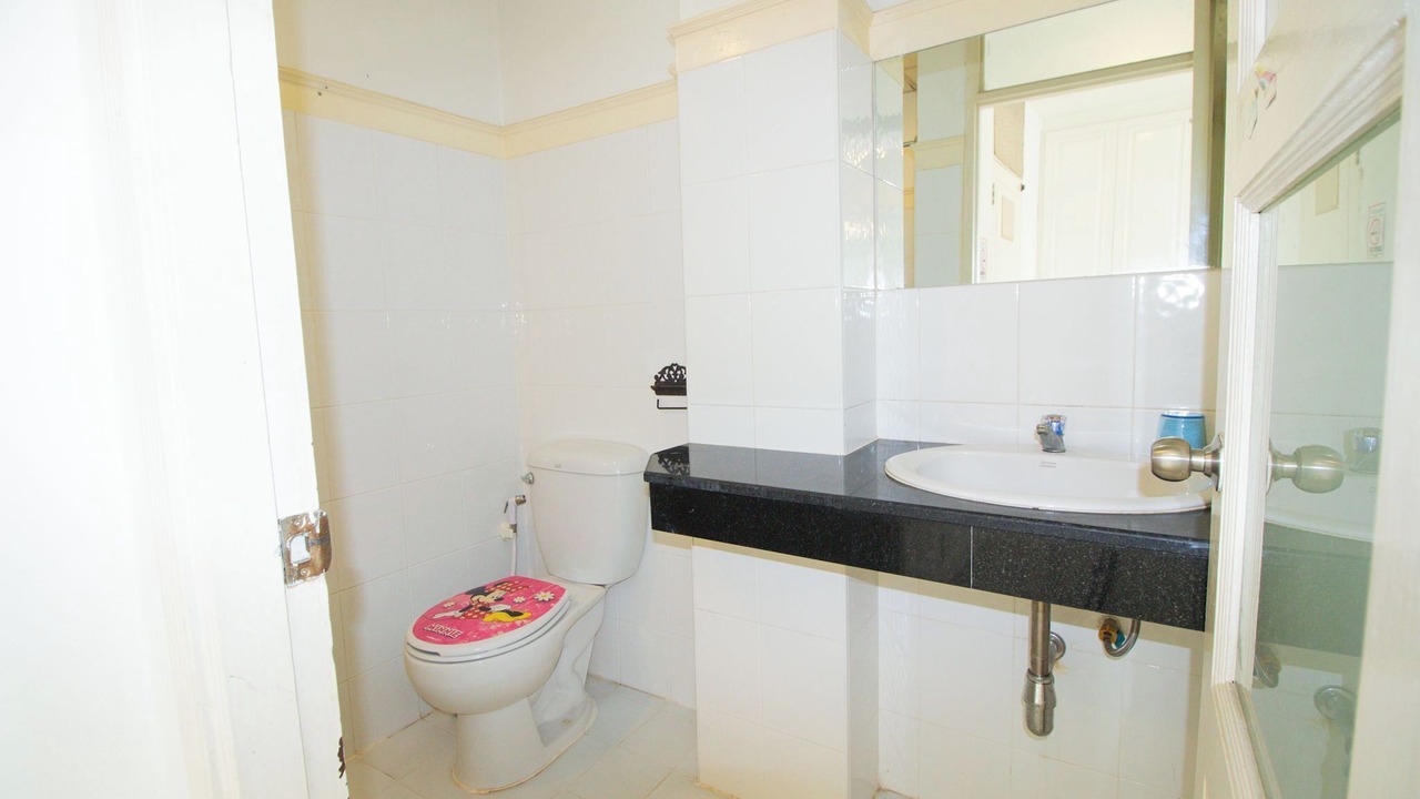 Photo of Bathroom in Samsen Nok
