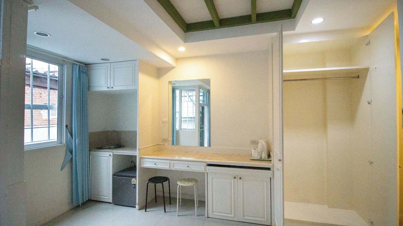 Photo of Bedroom in Samsen Nok