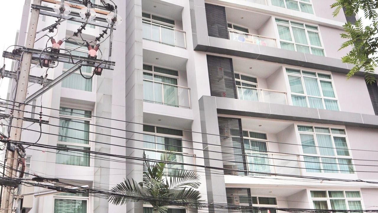 Photo of Outdoor in Asoke