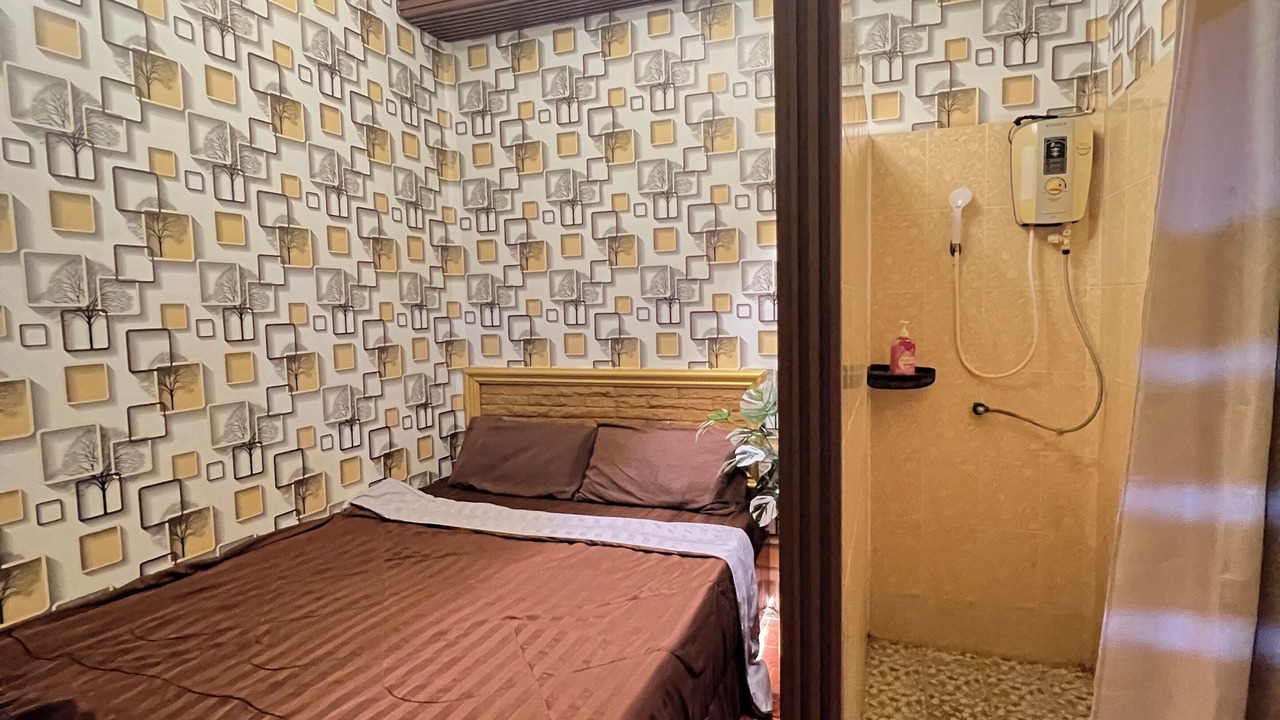 Photo of Bedroom in Racha Thewa