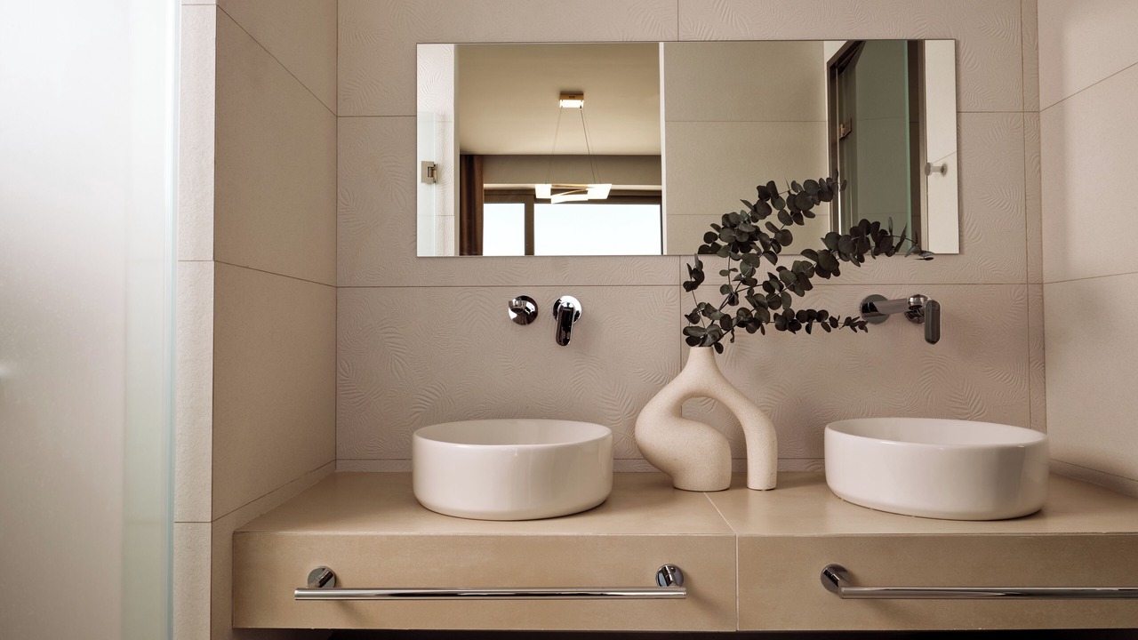 Photo of Bathroom in Romirion