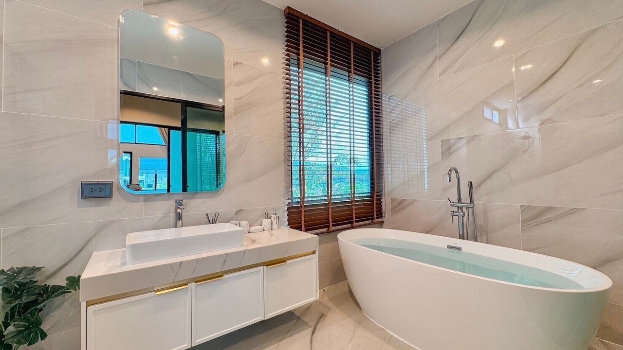 Photo of Bathroom in Pong Ta Long