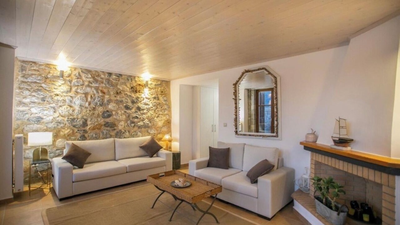 Photo of Livingroom in Neon Oitylo