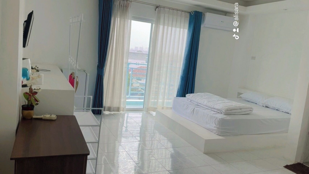 Photo of Patio Balcony in Don Muang