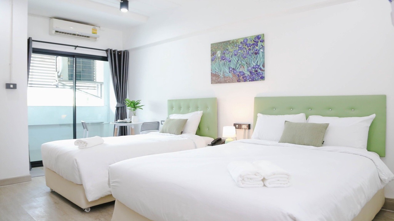 Photo of Bedroom in Khanna Yao
