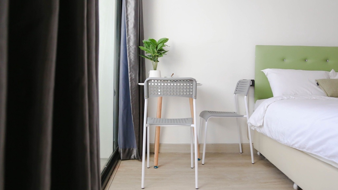Photo of Bedroom in Khanna Yao