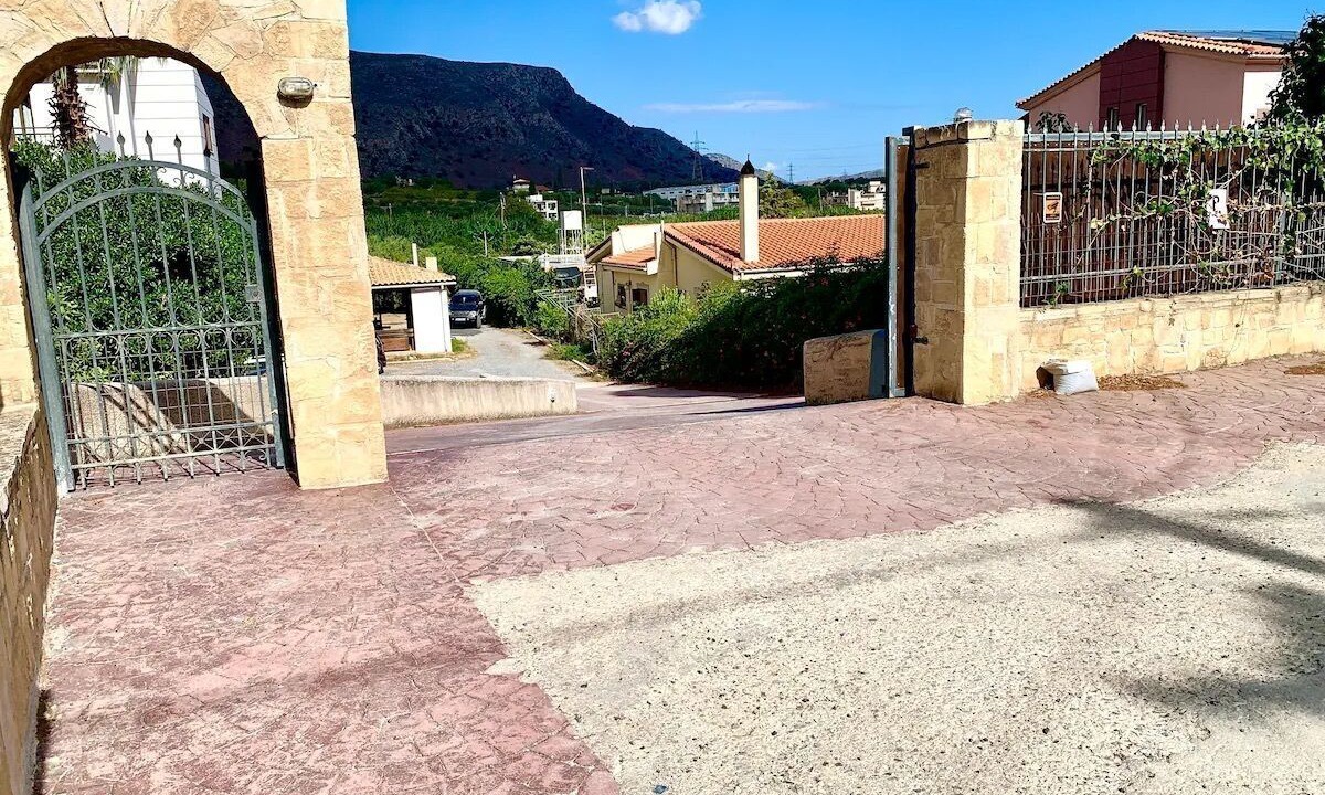 Photo of Outdoor in Malevizi