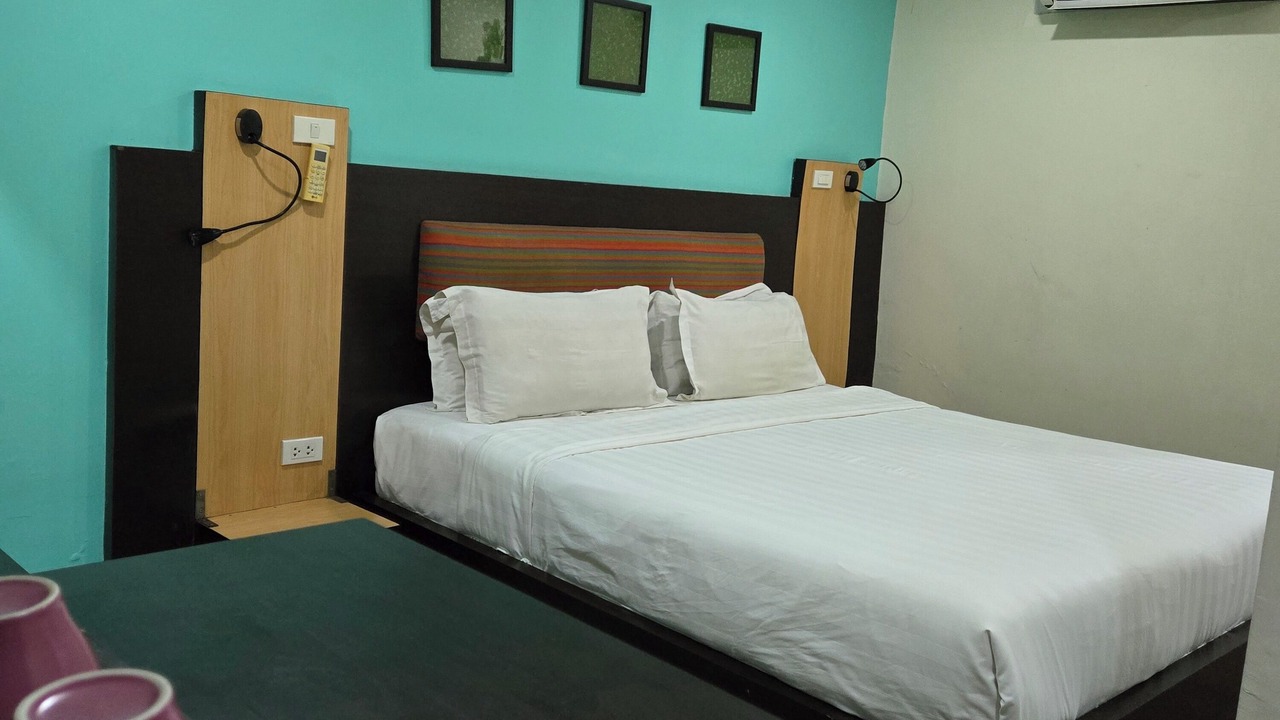 Photo of Bedroom in Makkasan