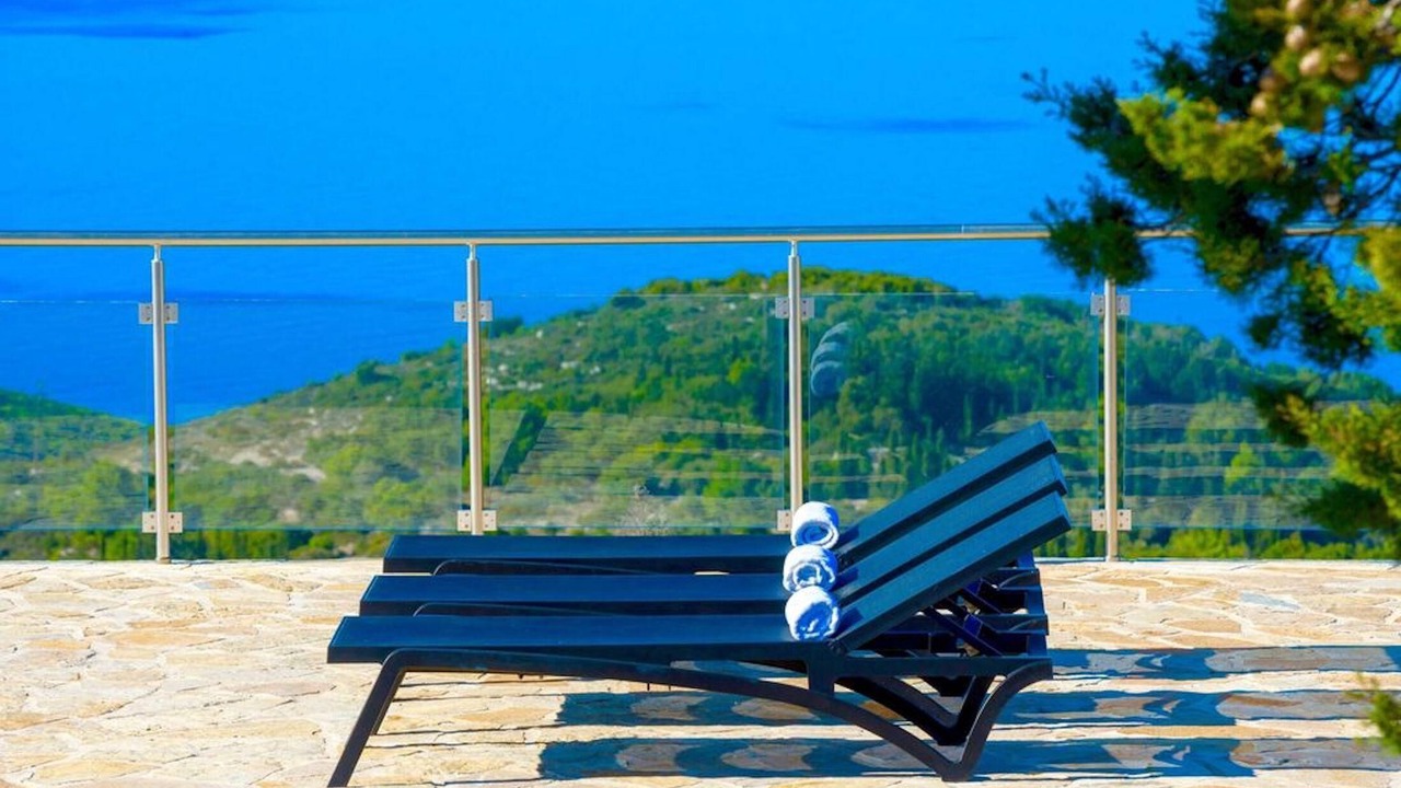 Photo of Patio Balcony in Elation