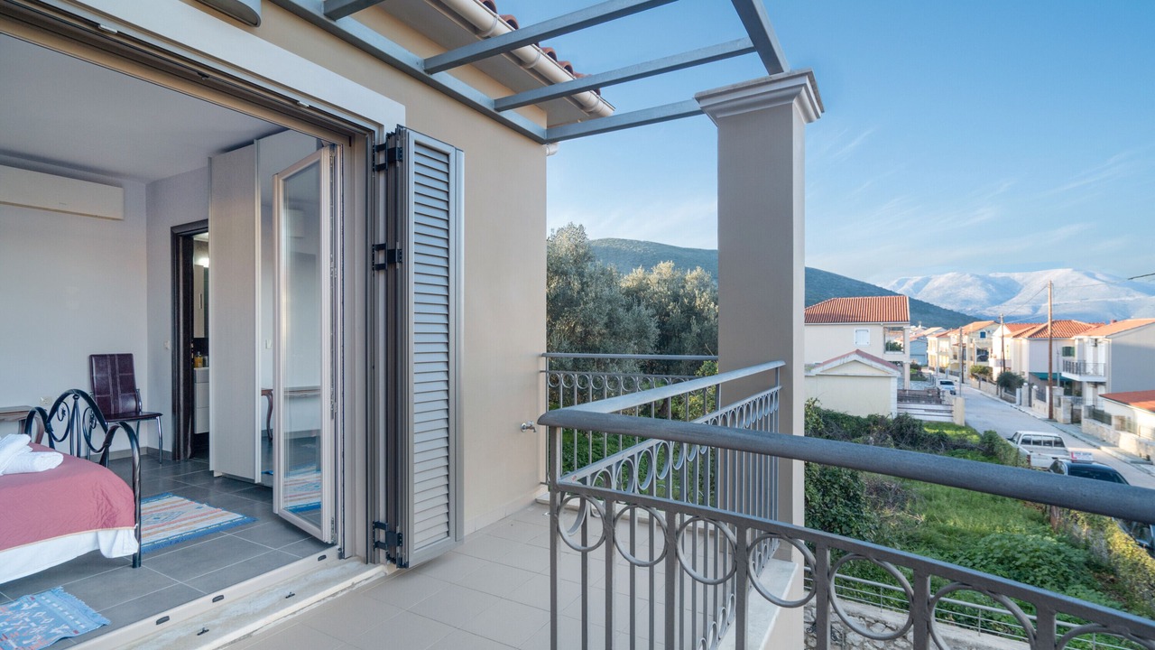 Photo of Patio Balcony in Karavomylos