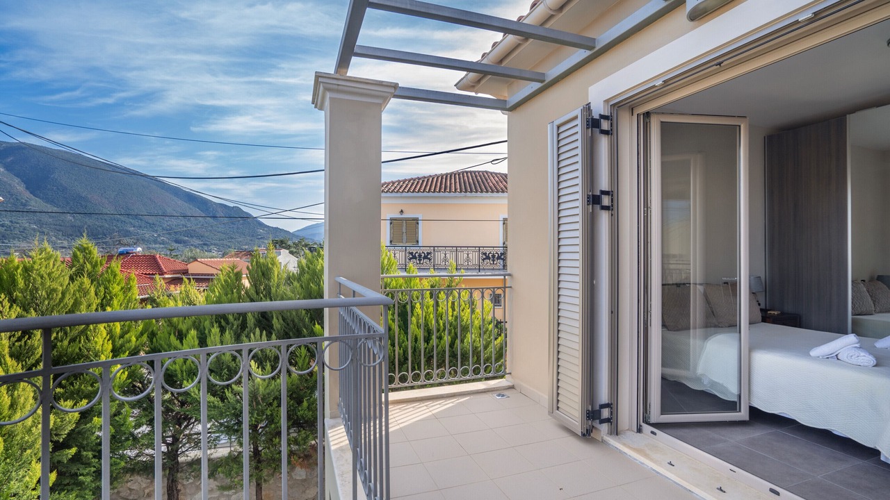 Photo of Patio Balcony in Karavomylos