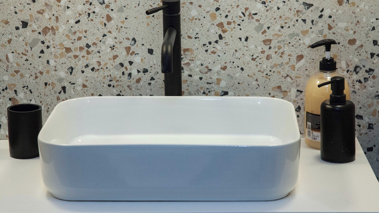 Photo of Bathroom in Kypseli