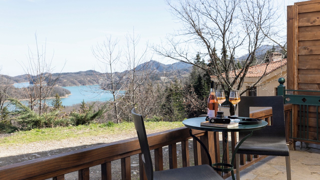 Photo of Patio Balcony in Lake Plastiras