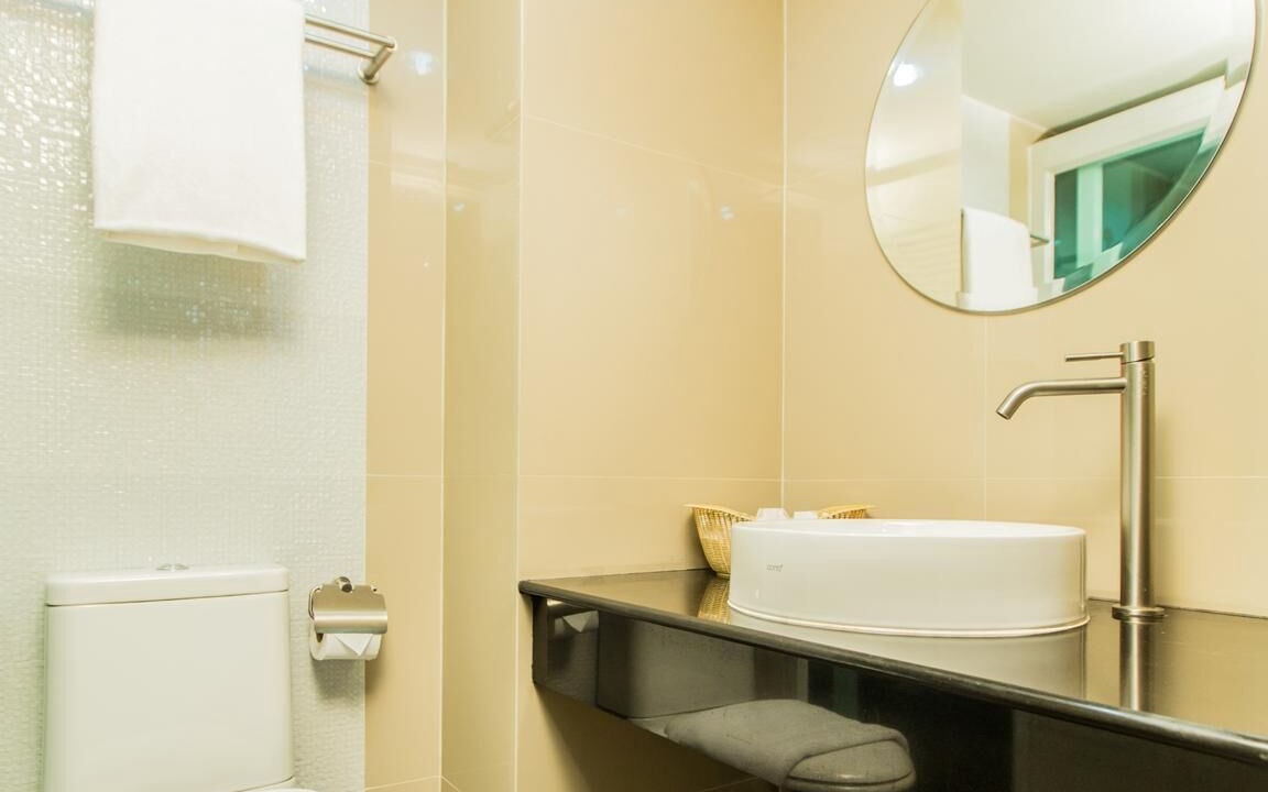 Photo of Bathroom in Pratunam