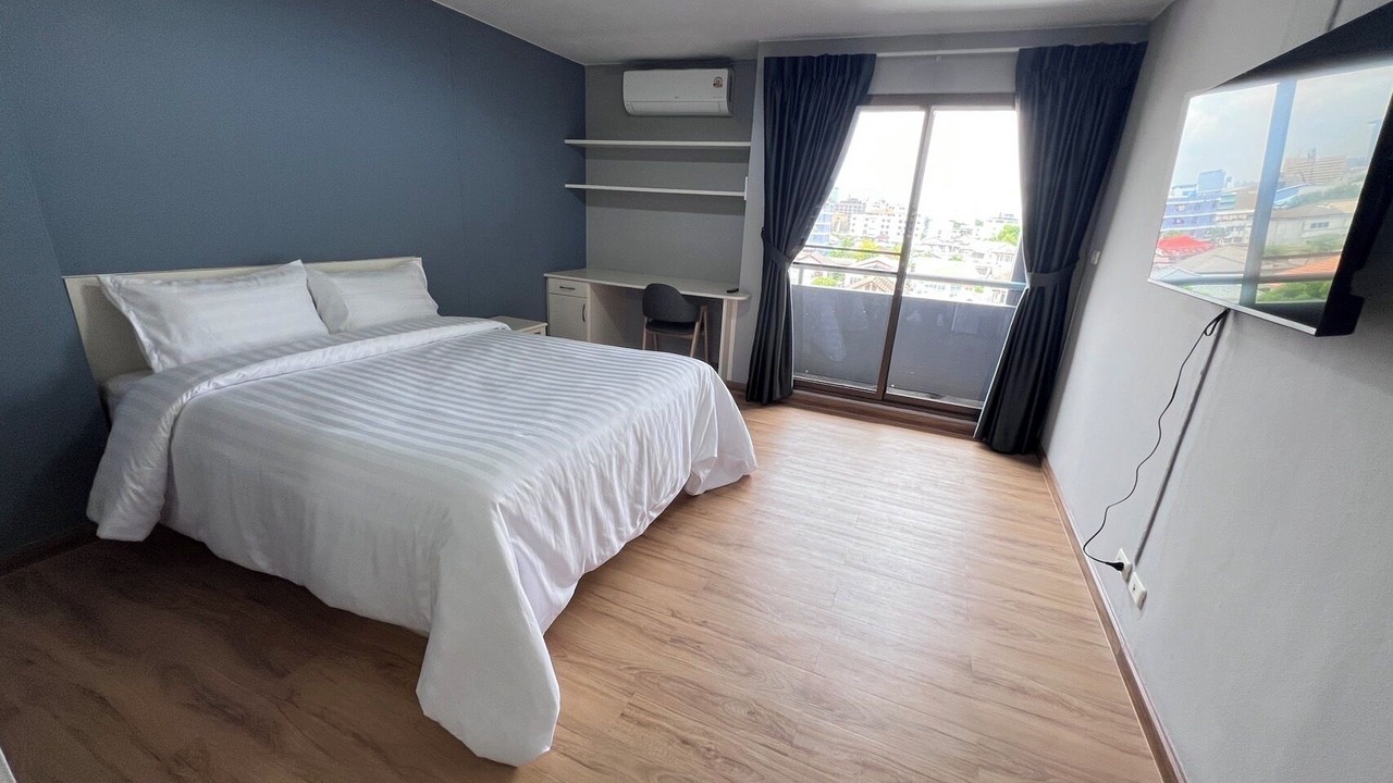 Photo of Bedroom in Ramkhamhaeng
