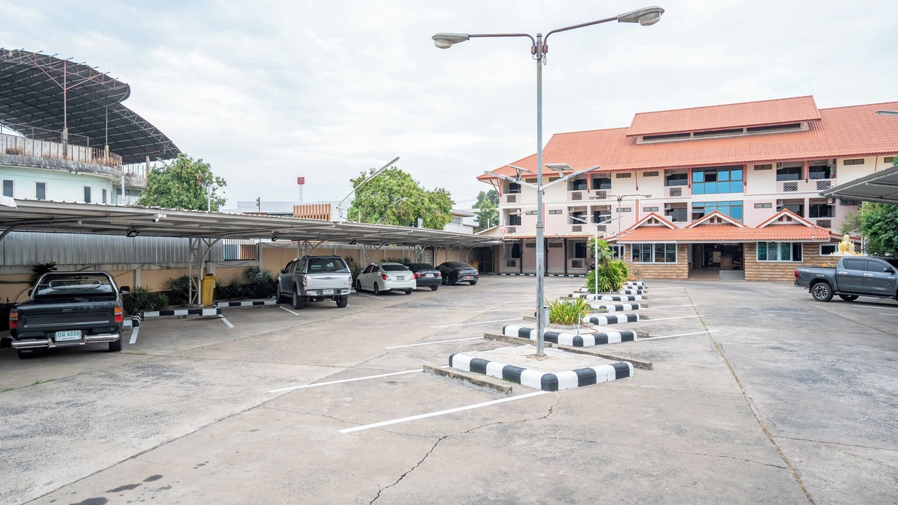 Photo of Outdoor in Nai Mueang