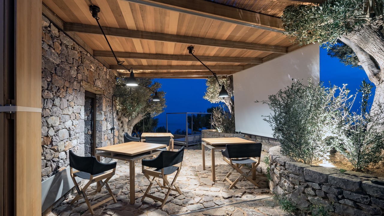Photo of Patio Balcony in Omales