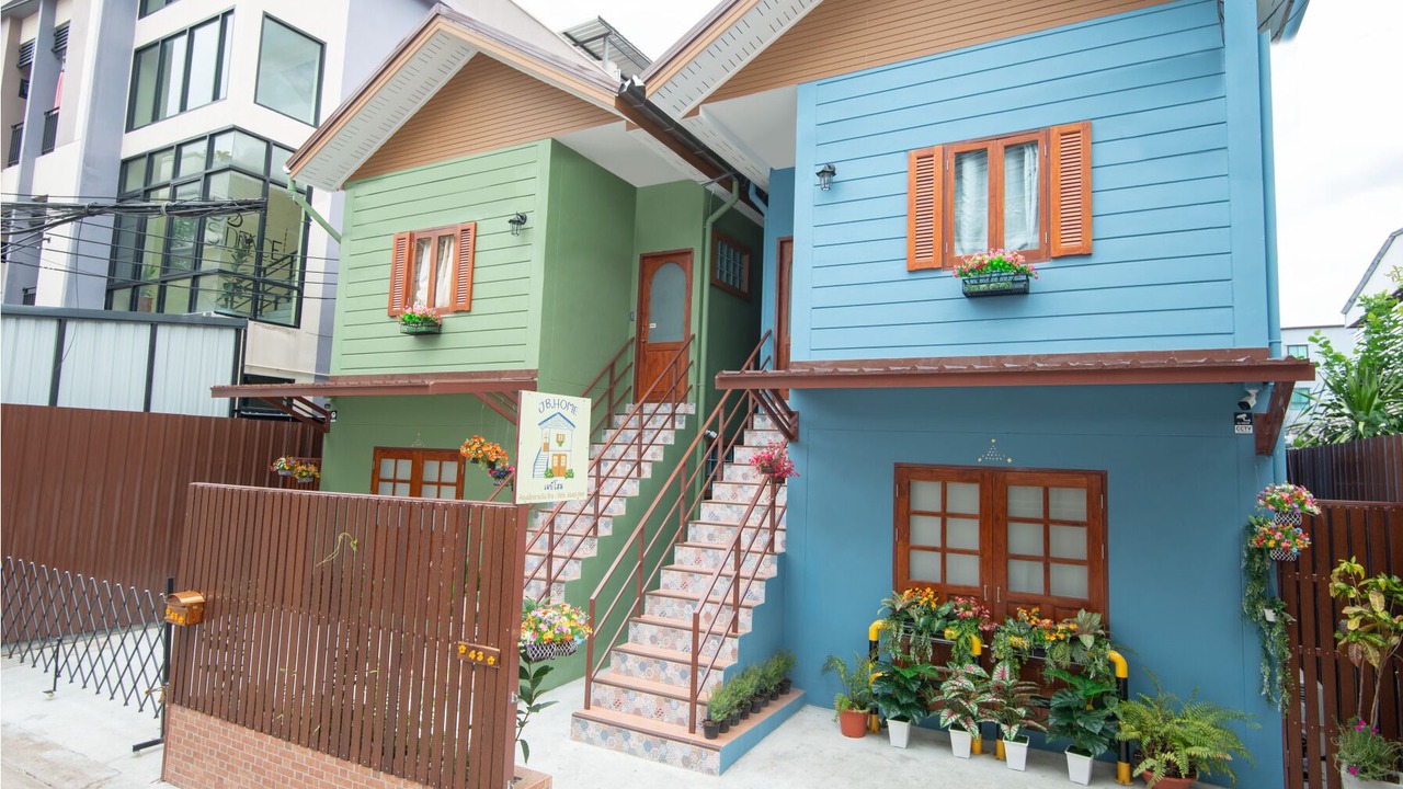 Photo of Patio Balcony in Sanam Pao