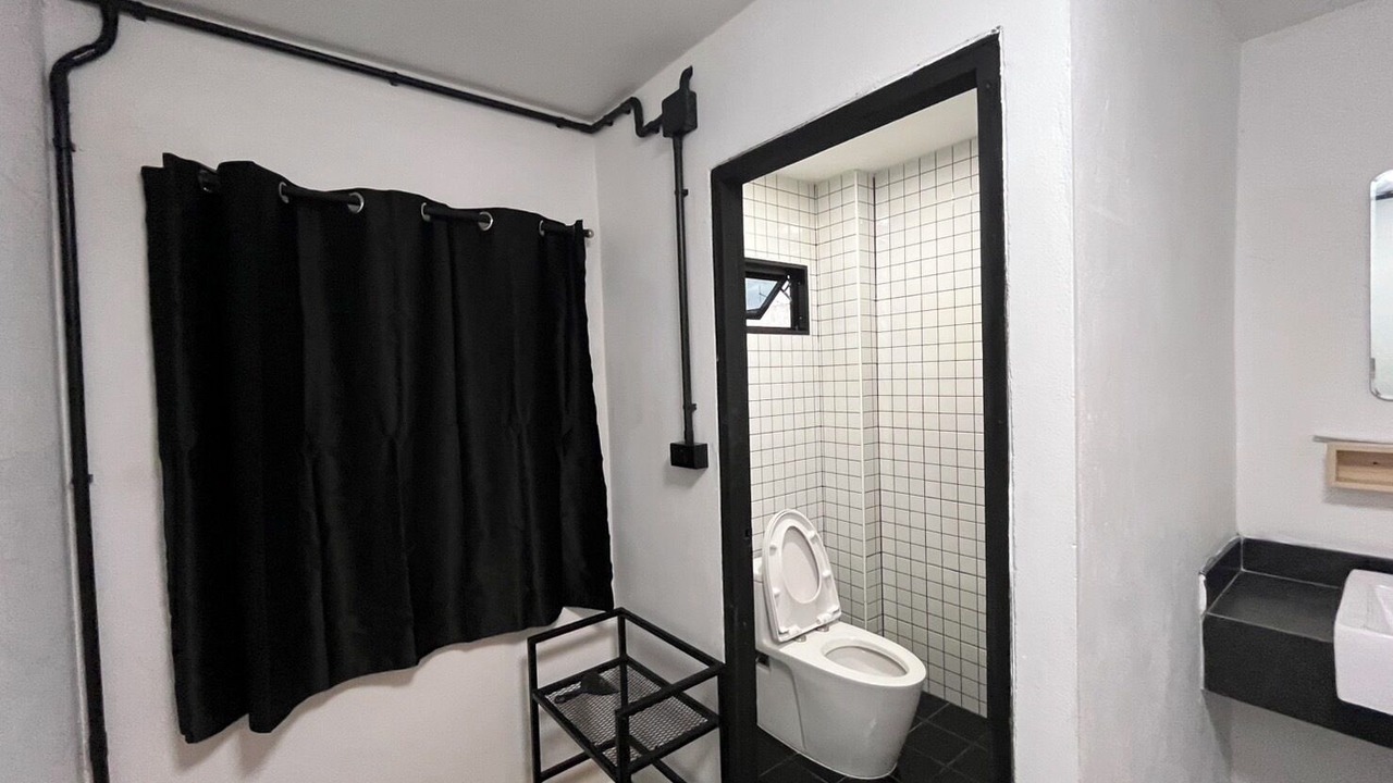 Photo of Bathroom in Don Muang