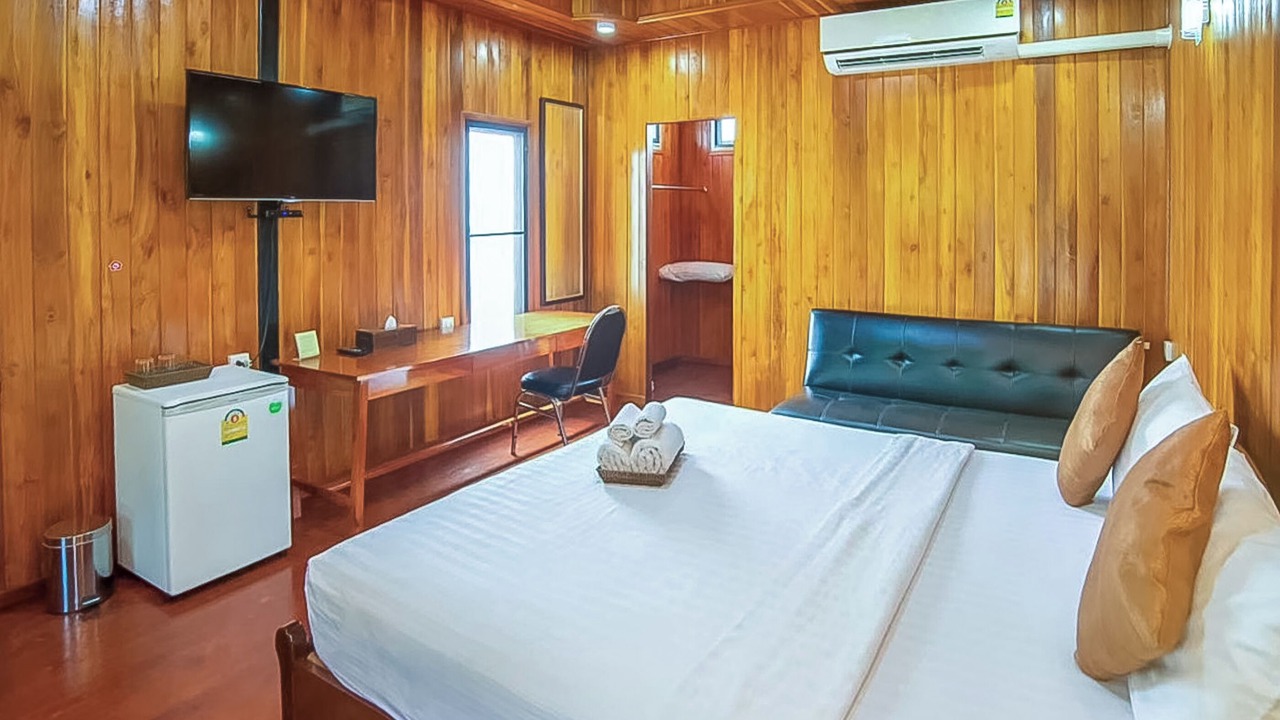 Photo of Bedroom in Uthai Thani