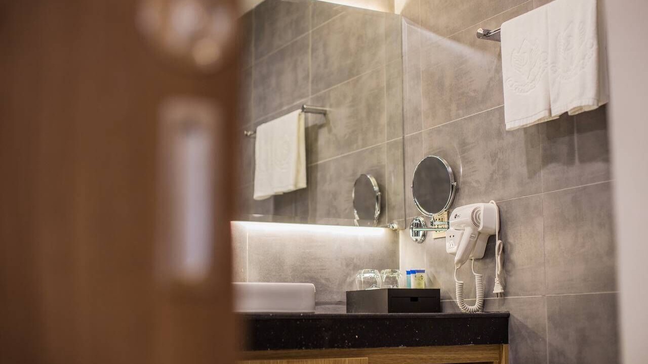 Photo of Bathroom in Tuol Kouk
