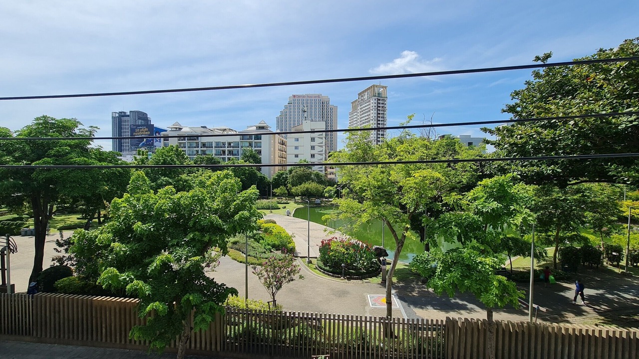 Photo of Patio Balcony in Ratchathewi