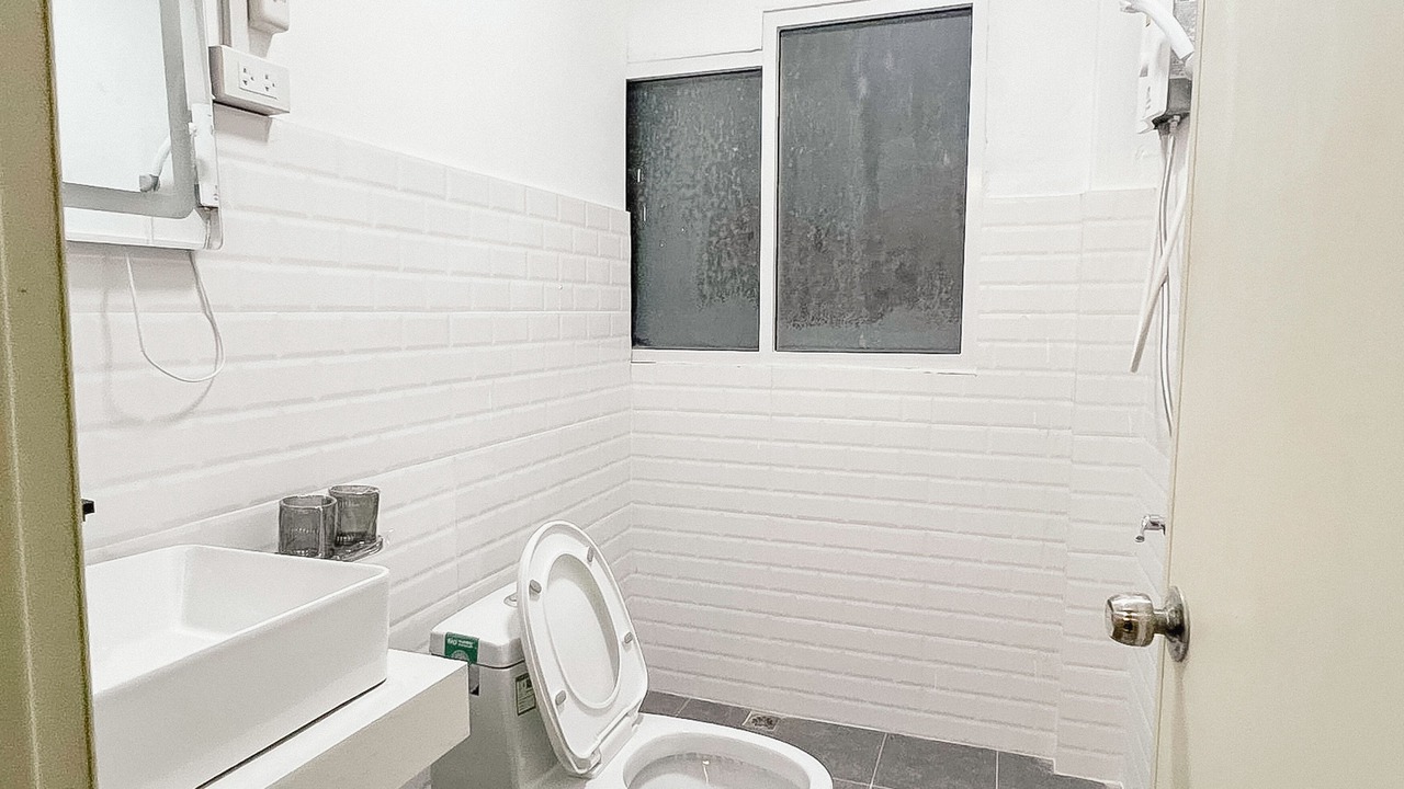 Photo of Bathroom in Rama 9