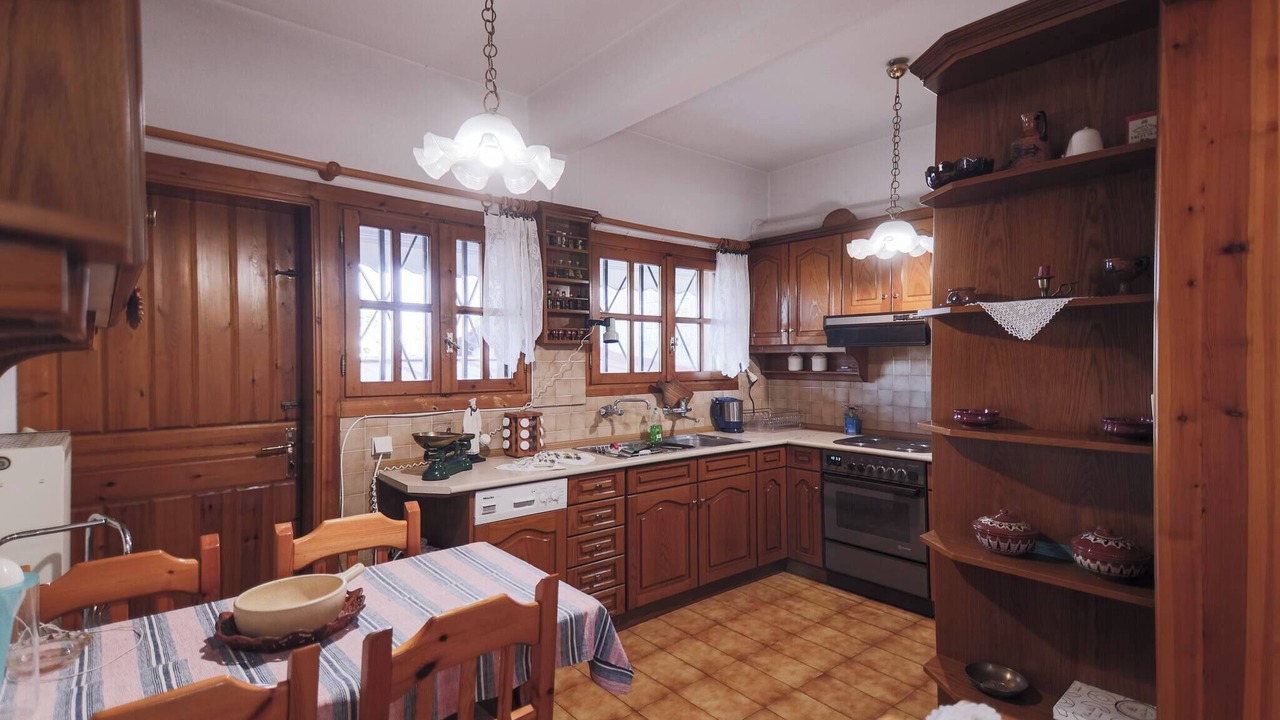 Photo of Kitchen in Aiginion