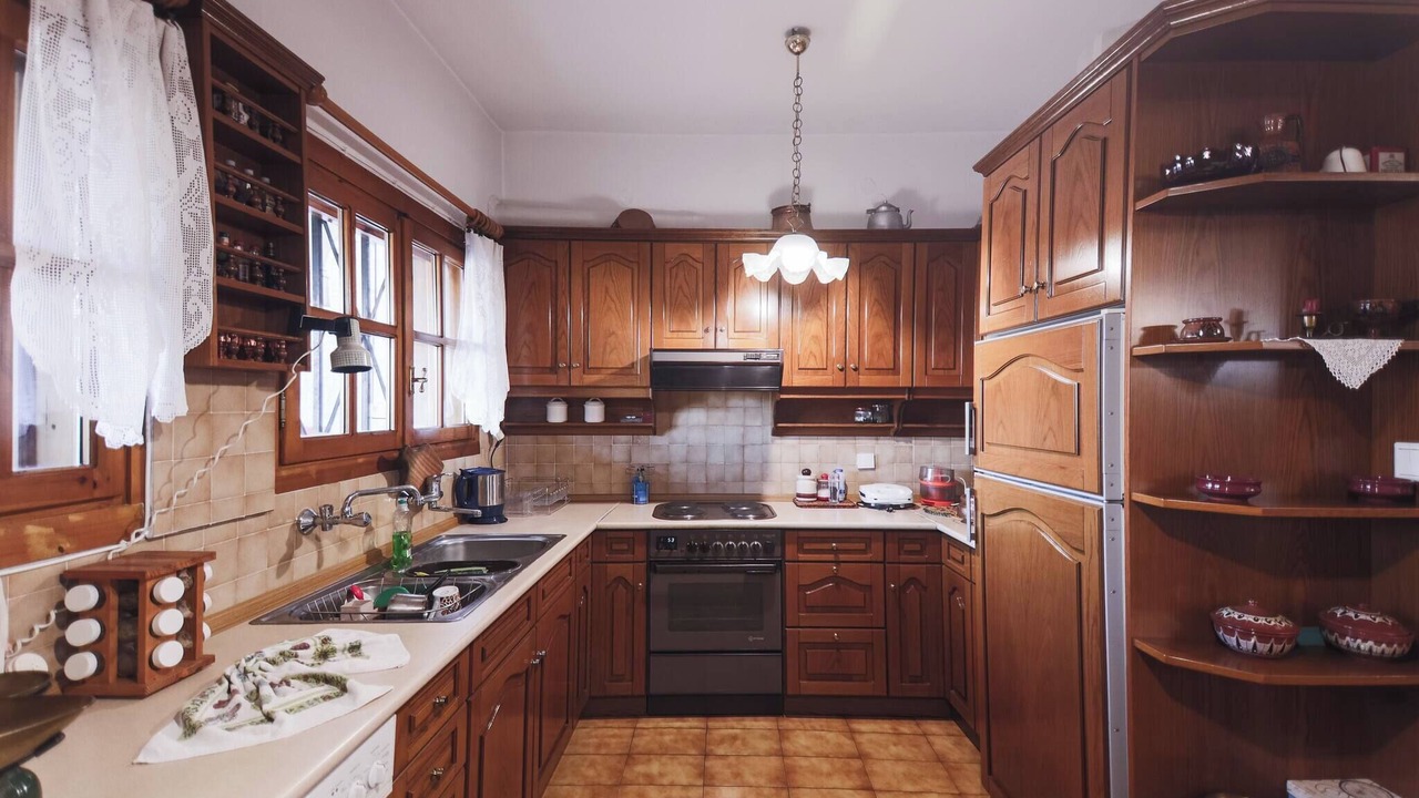 Photo of Kitchen in Aiginion
