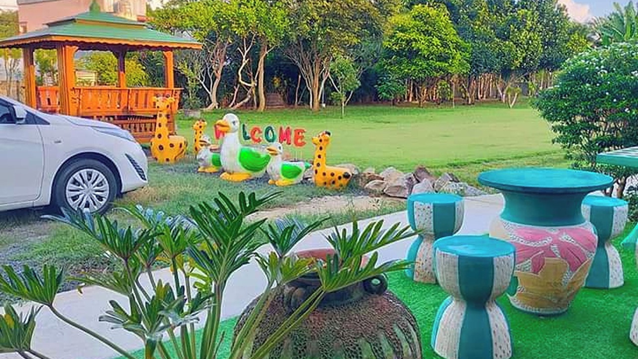 Photo of Outdoor in Thep Kasattri