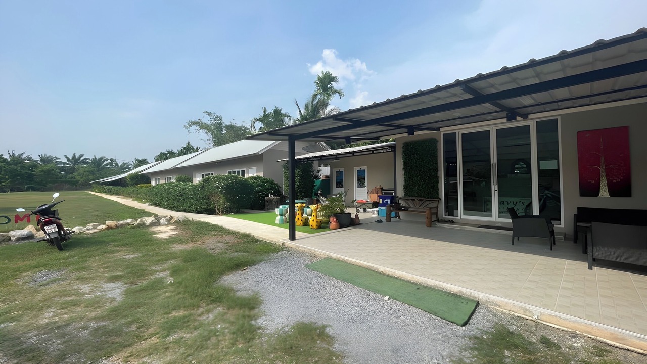 Photo of Outdoor in Thep Kasattri