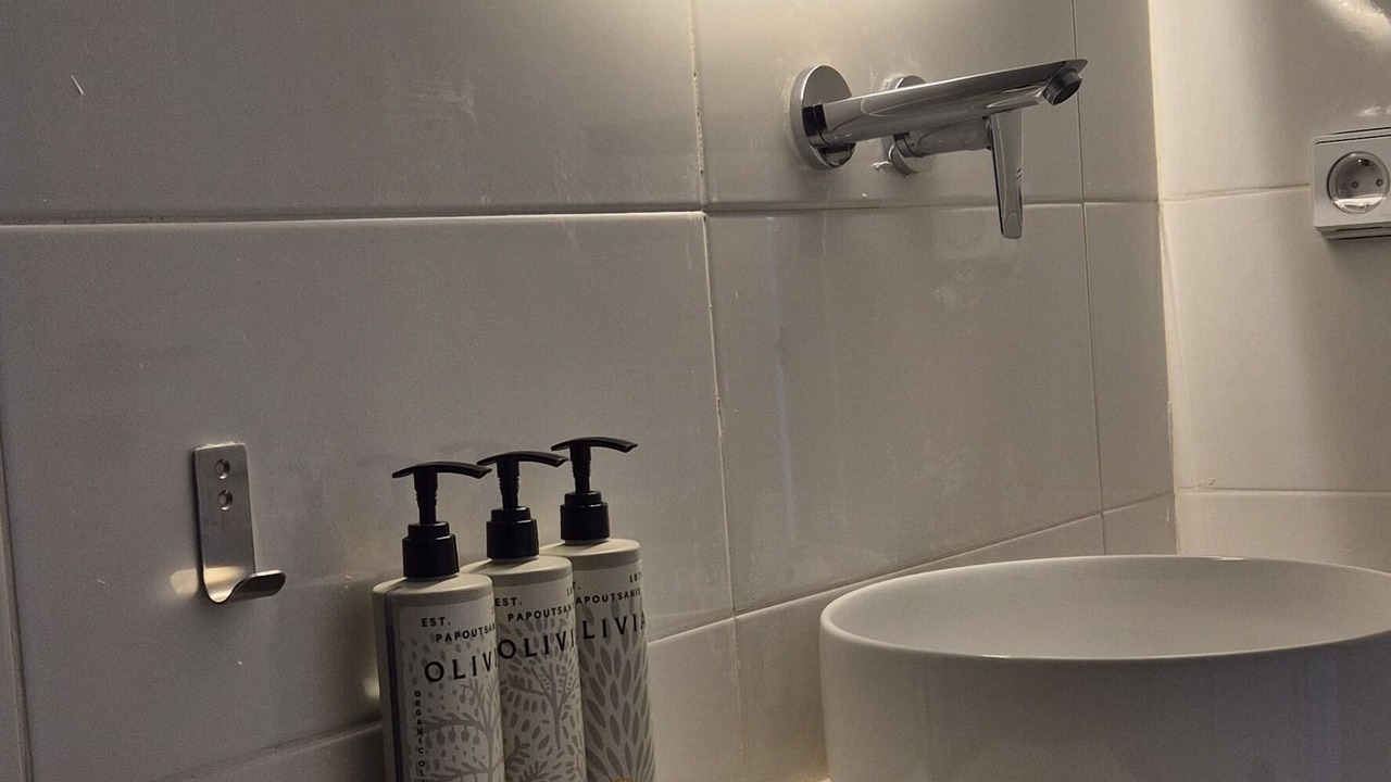 Photo of Bathroom in Kypseli