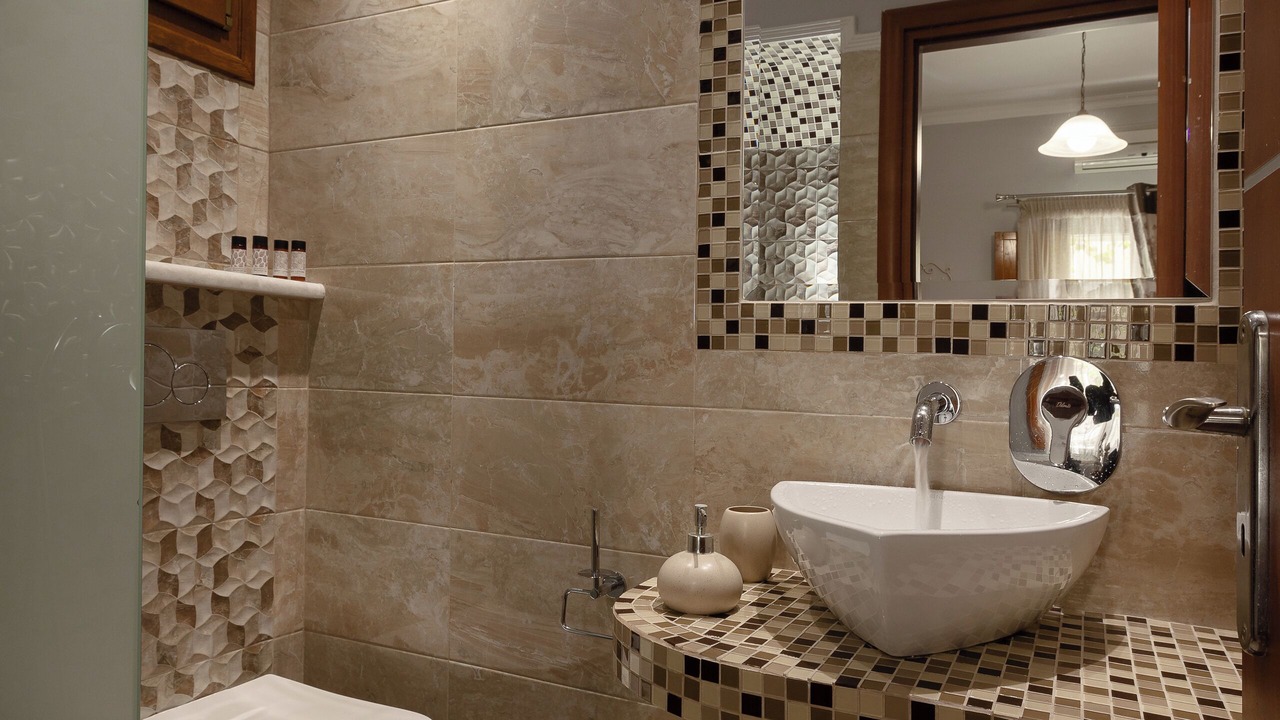 Photo of Bathroom in Kamari