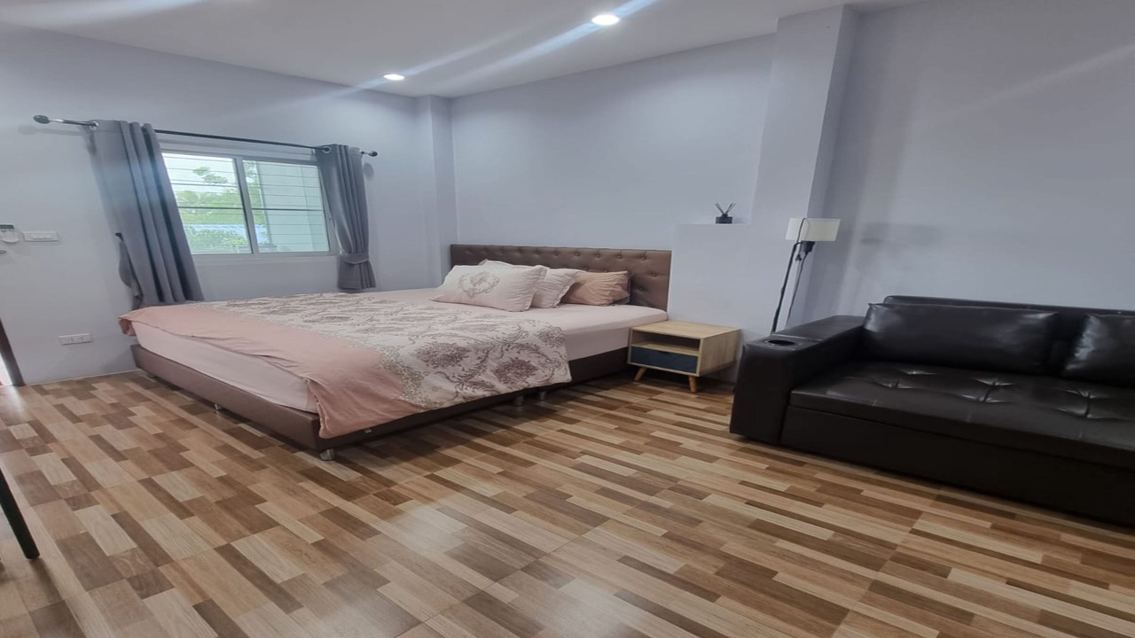 Photo of Bedroom in Wiset Chai Chan