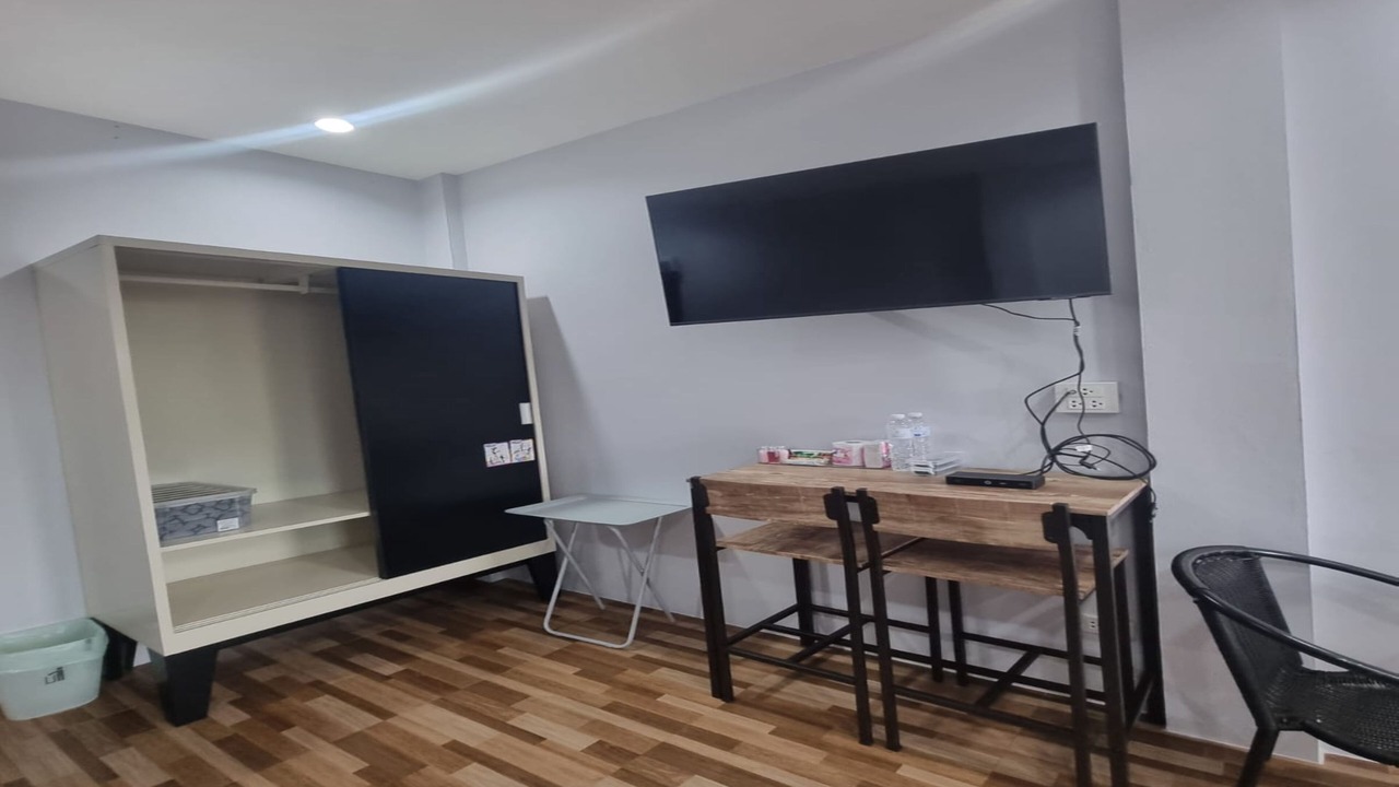 Photo of Bedroom in Wiset Chai Chan