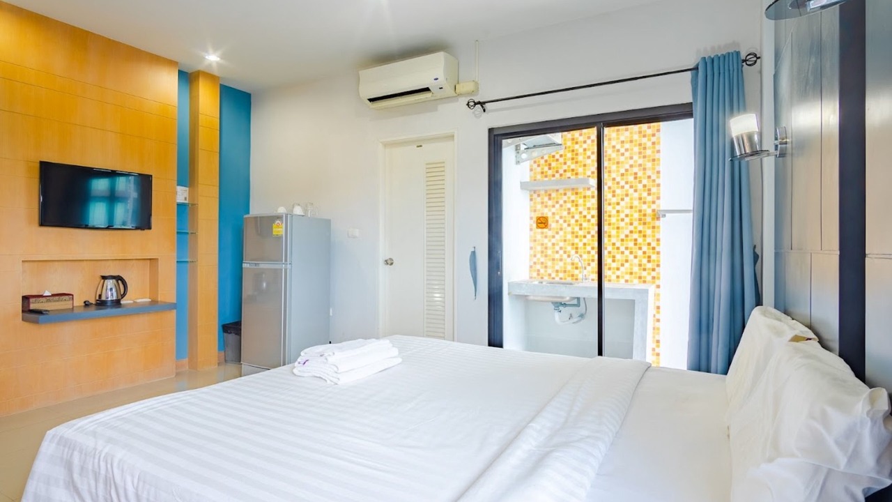 Photo of Bedroom in Chalong