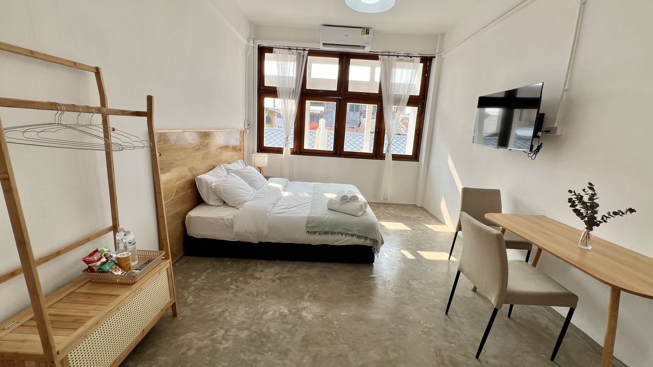 Photo of Bedroom in Pom Prap Sattru Phai