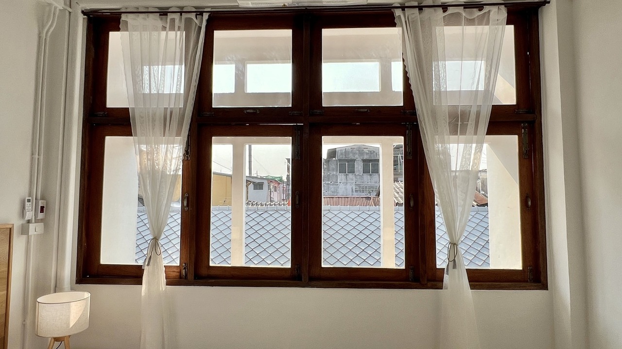 Photo of Bedroom in Pom Prap Sattru Phai
