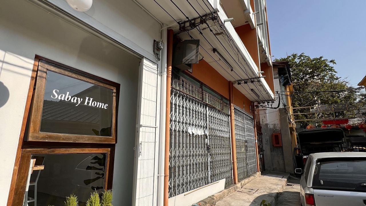 Photo of Outdoor in Pom Prap Sattru Phai