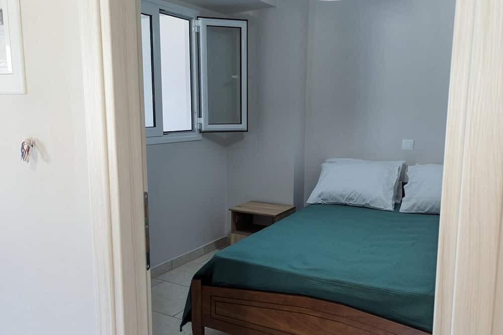 Photo of Bedroom in Kamena Vourla