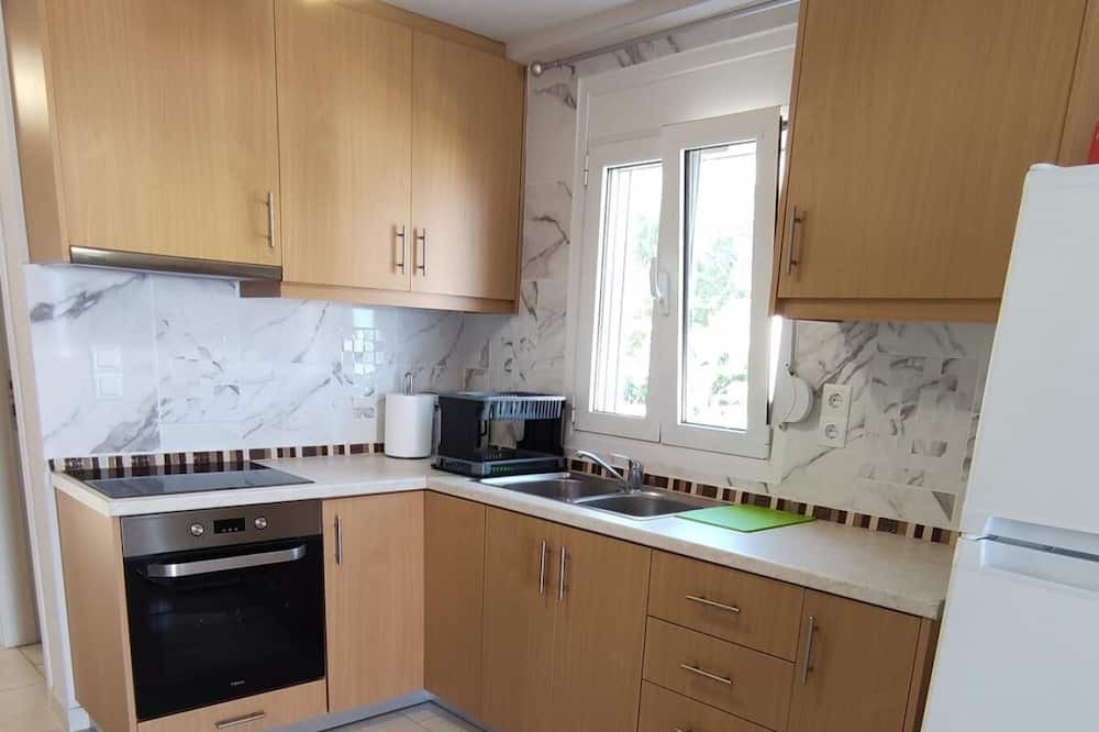 Photo of Kitchen in Kamena Vourla
