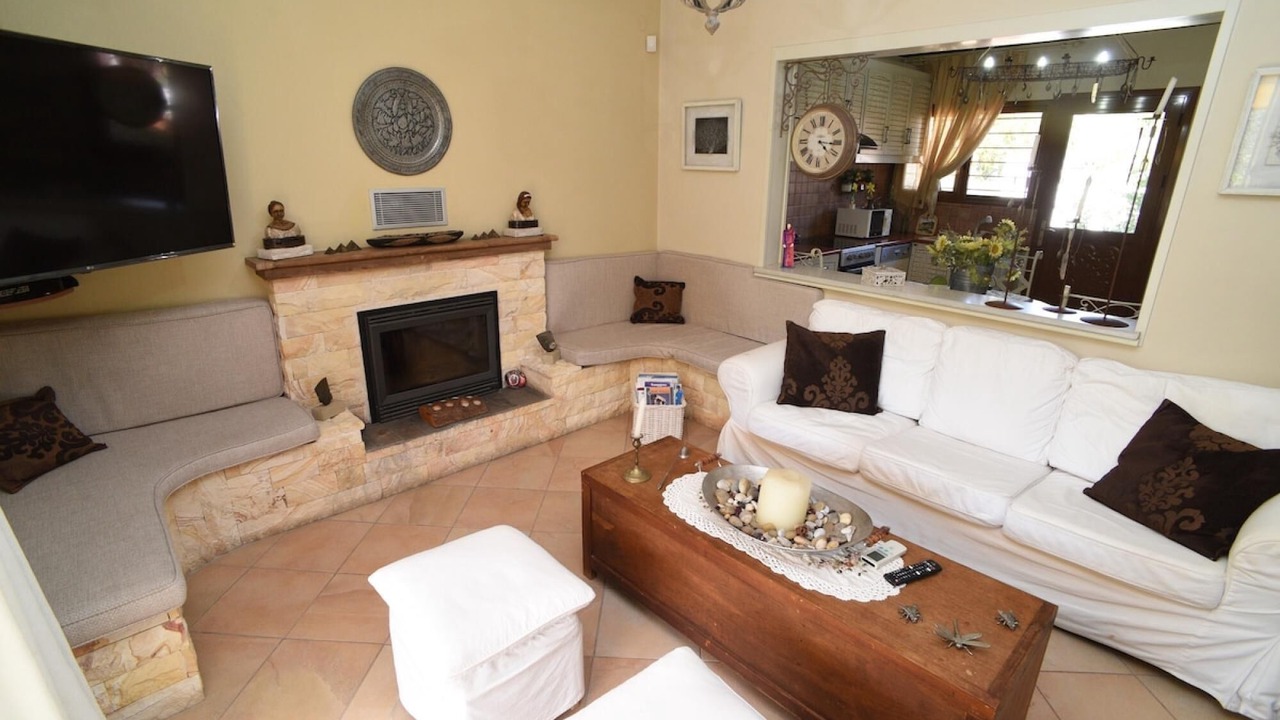 Photo of Livingroom in Kineta